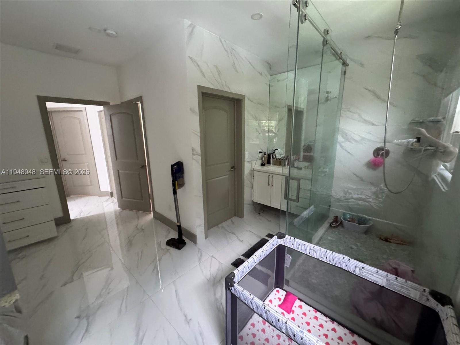 VILLAS AT HARBOR ISLES - Residential