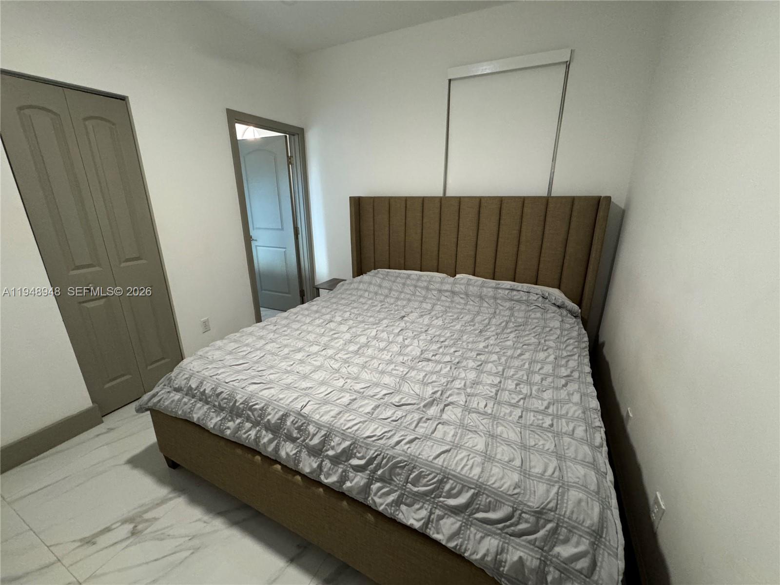 VILLAS AT HARBOR ISLES - Residential