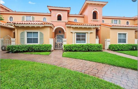 4957 Tradewinds Ter 704 Dania Beach FL 33312