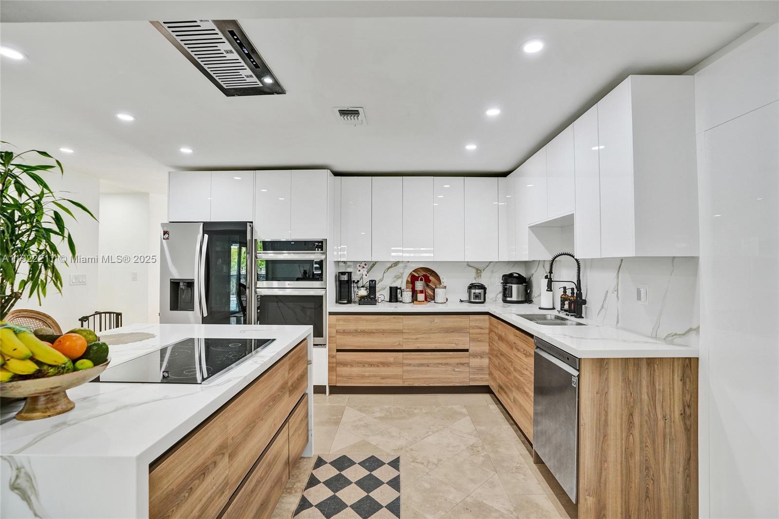 HEFTLER HOMES SEC 3 - Residential