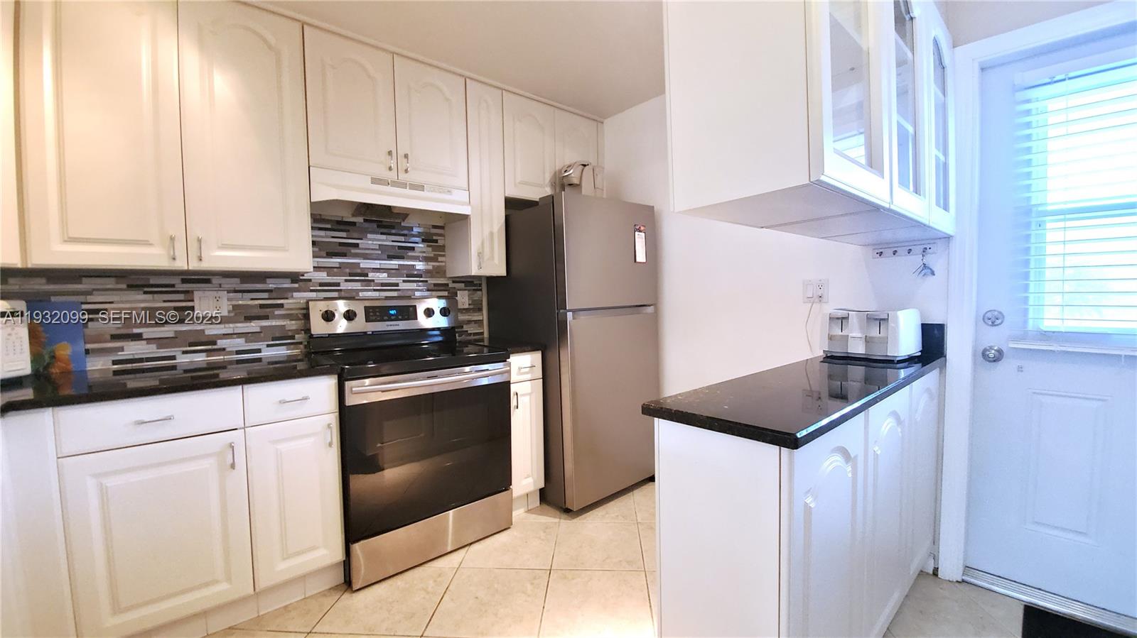 470 Paradise Isle Blvd 309