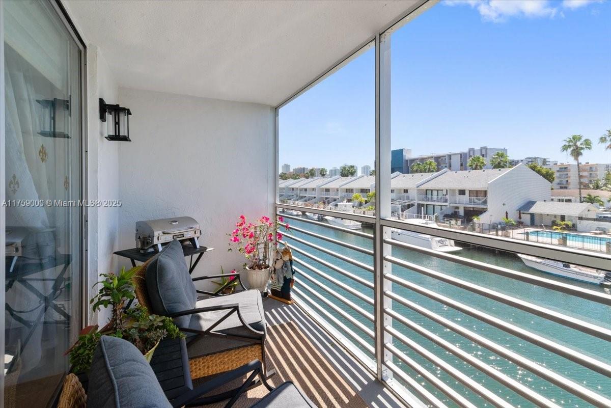 EDEN ISLES CONDO NO 6 - Residential