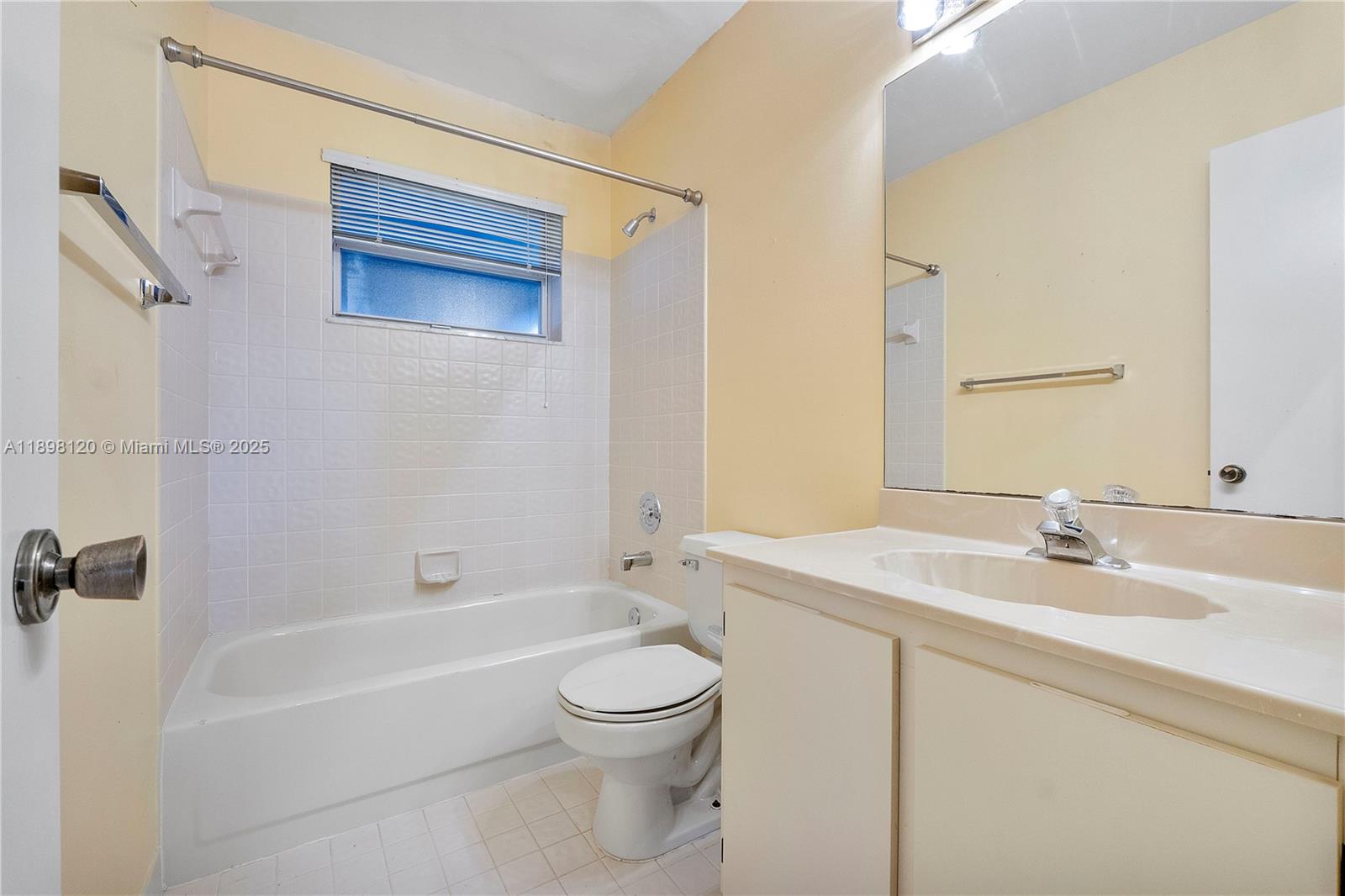 JACARANDA PARCEL 608 - Residential