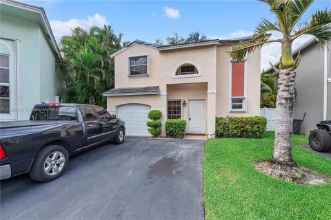 9870 NW 2nd St Plantation FL 33324
