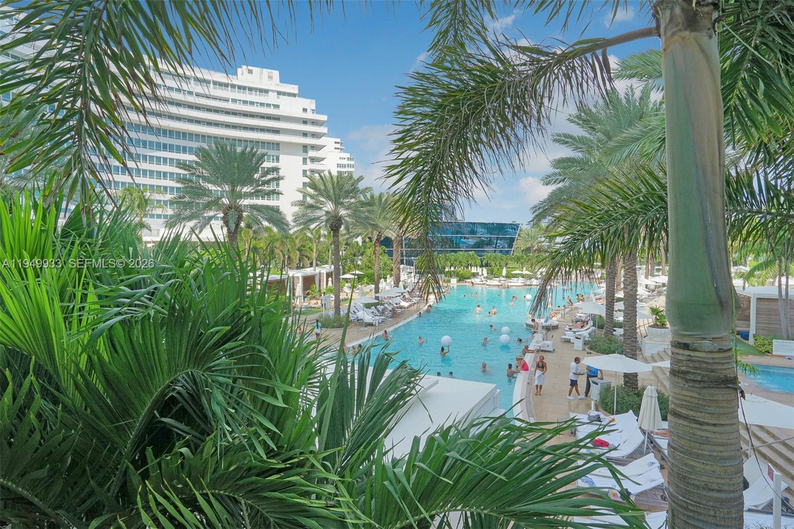 FONTAINEBLEAU III OCEAN C - Residential