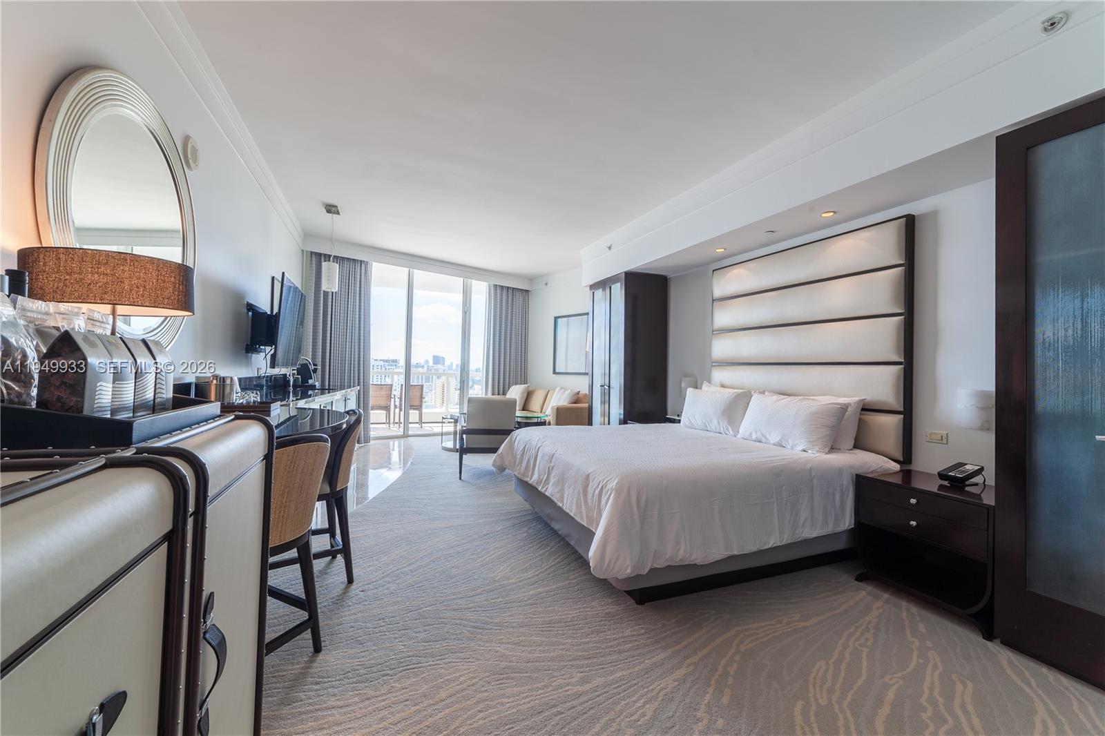 FONTAINEBLEAU III OCEAN C - Residential