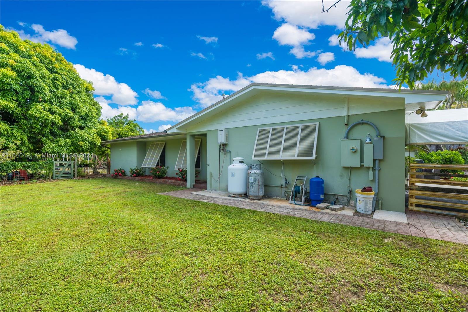 Acreage - Residential