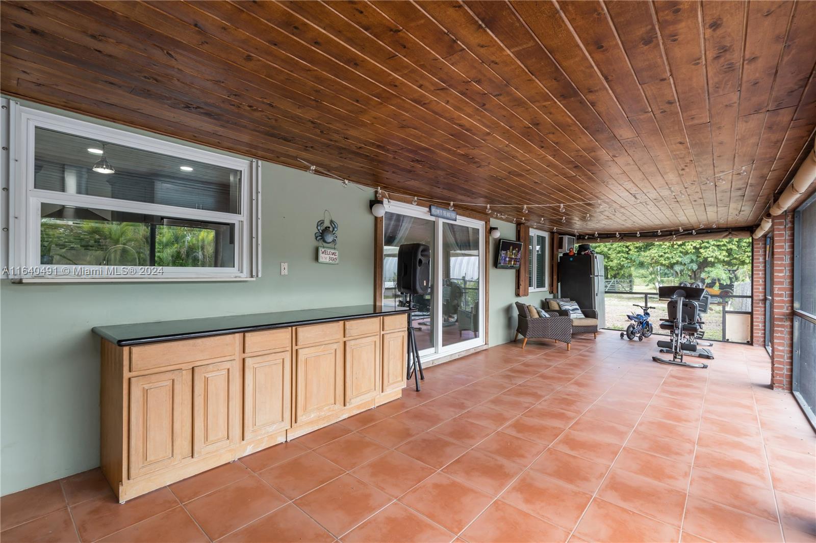 Acreage - Residential