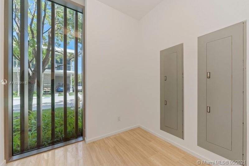 OCEANA KEY BISCAYNE CONDO - Residential