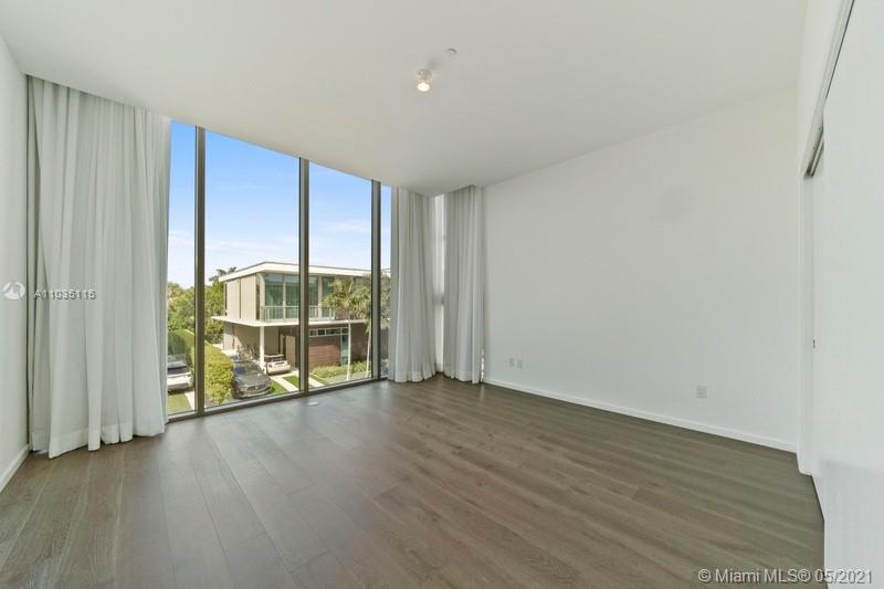 OCEANA KEY BISCAYNE CONDO - Residential