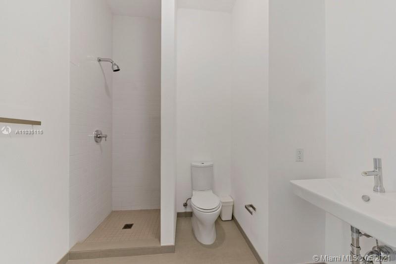 OCEANA KEY BISCAYNE CONDO - Residential