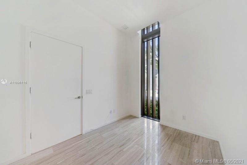 OCEANA KEY BISCAYNE CONDO - Residential