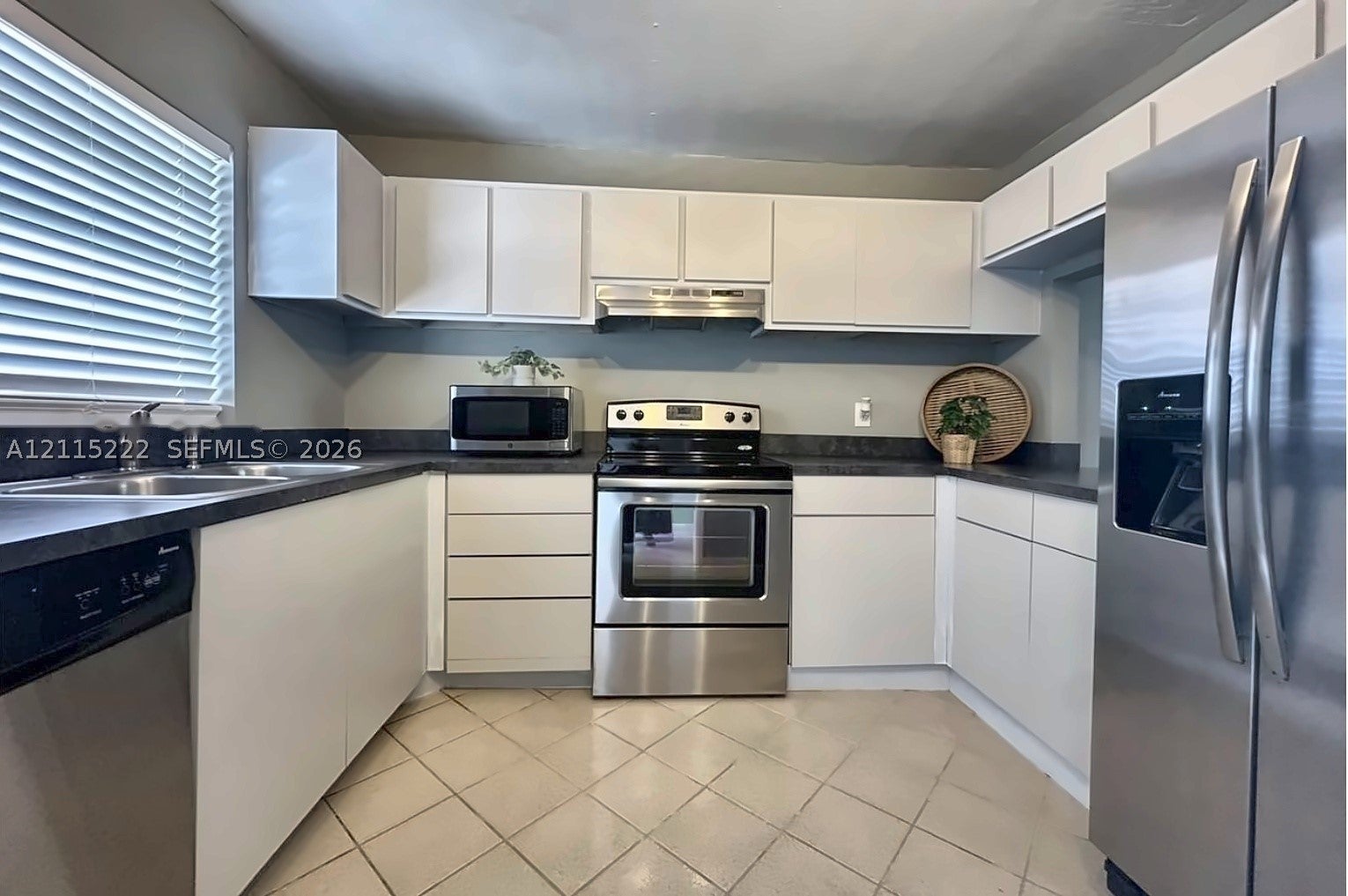 9450 Live Oak Pl 303