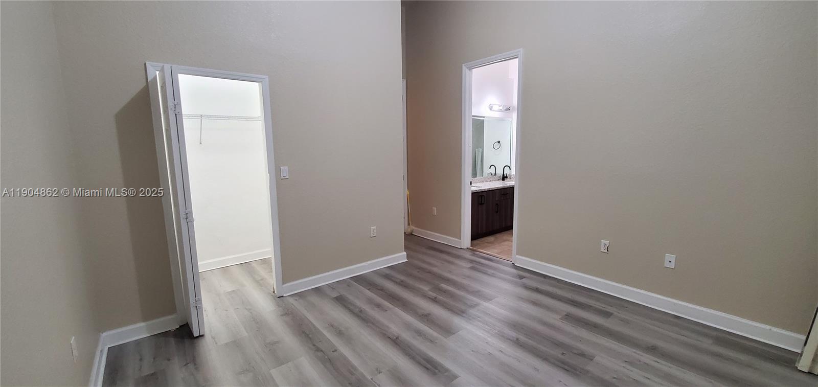 RENAISSANCE RANCHES - Residential Lease