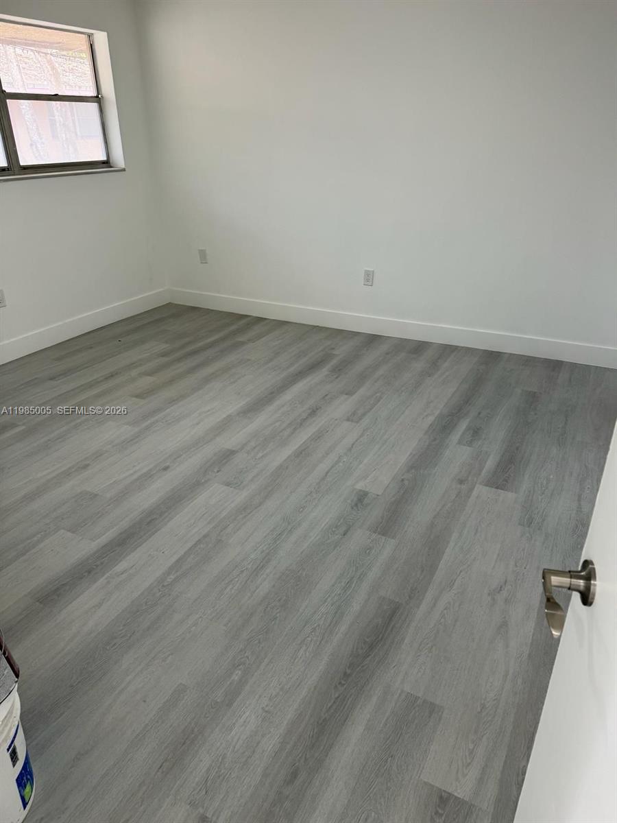 M C ESTATES - Residential Lease