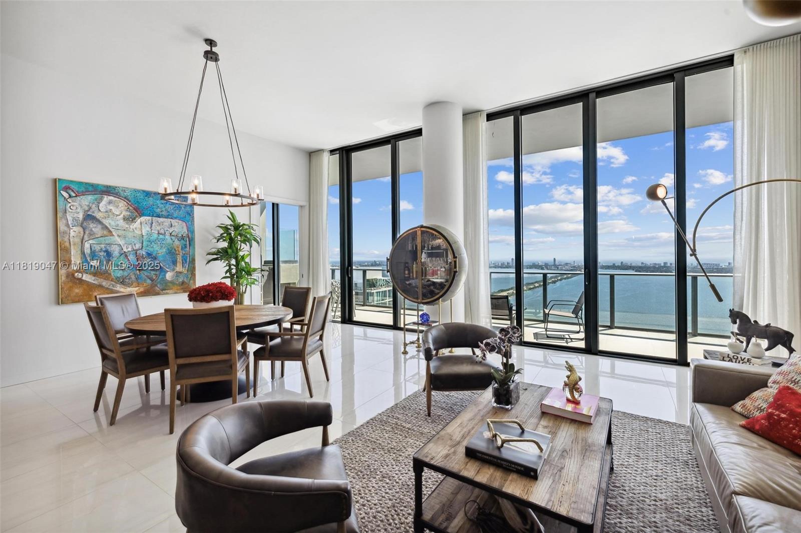 GRAN PARAISO CONDO - Residential