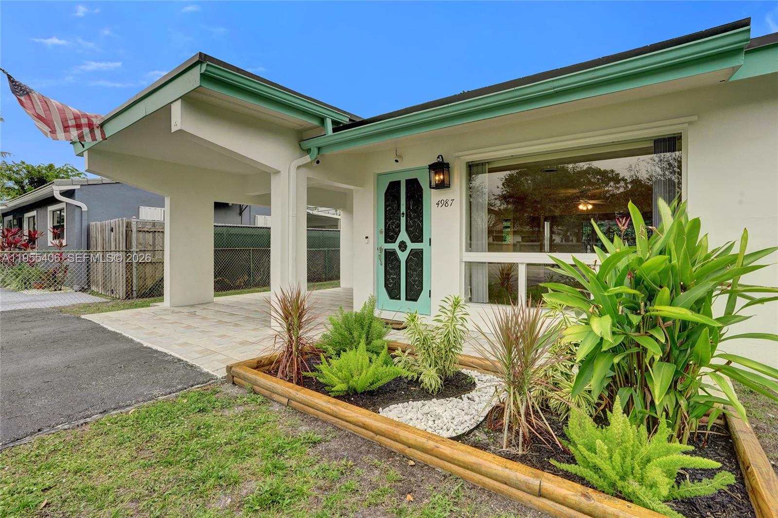 SEABOARD HEIGHTS - Residential