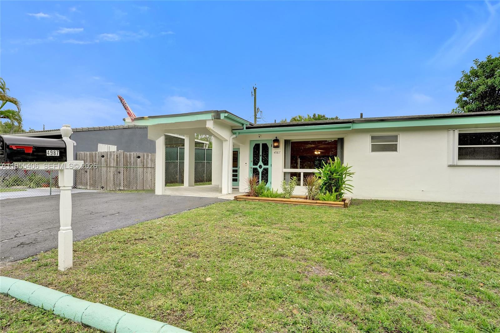 SEABOARD HEIGHTS - Residential