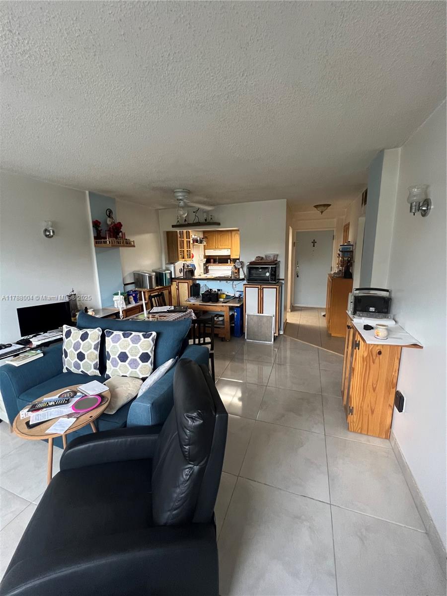 REGENT HOUSE CONDO - Residential