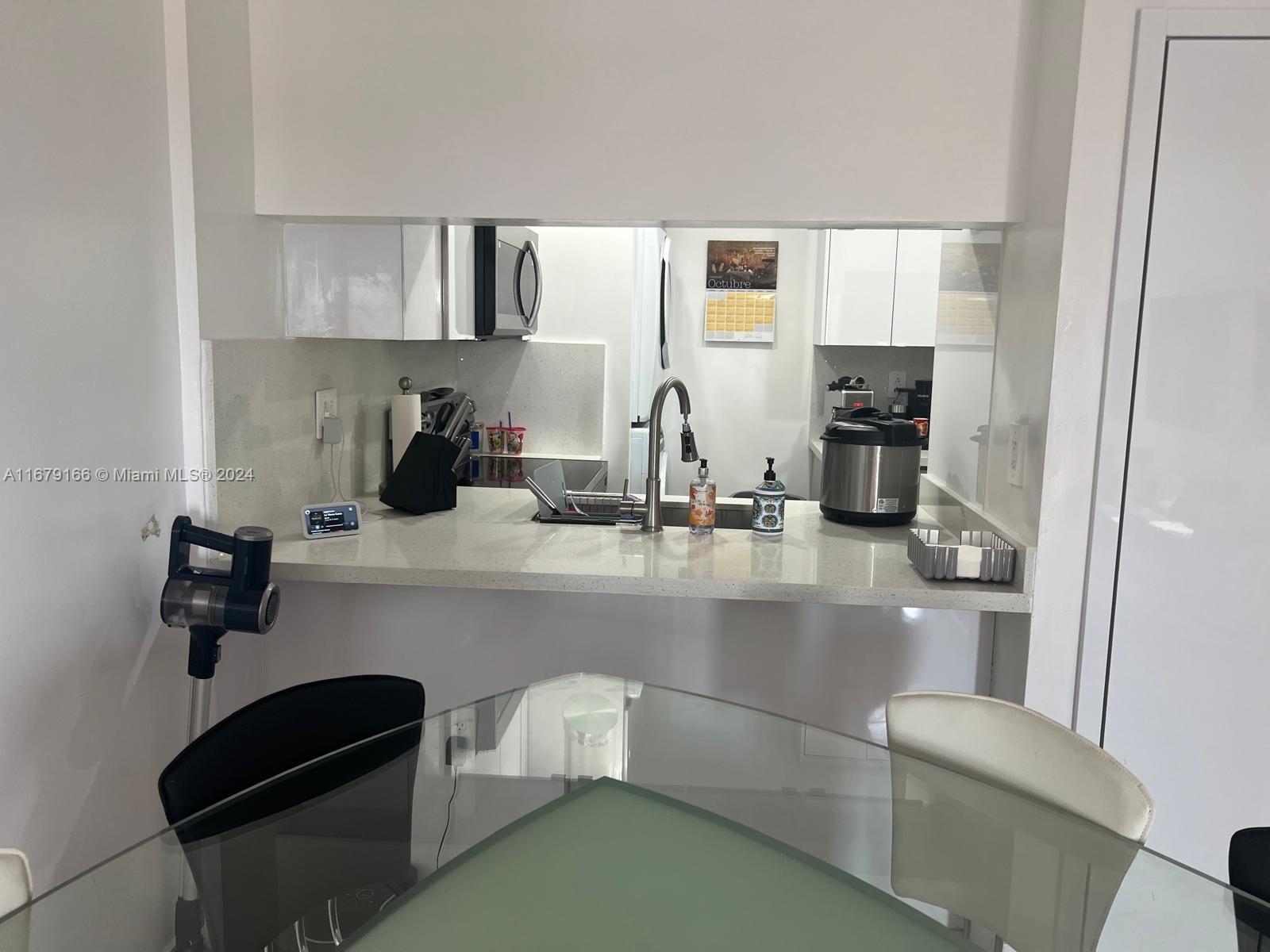 GOLDEN GATE CONDO PHASE I - Residential