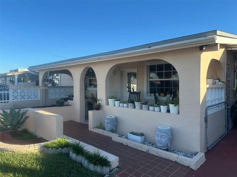 Photo of 10730 SW 220th St, Miami, FL 33170 (MLS # A11914469)