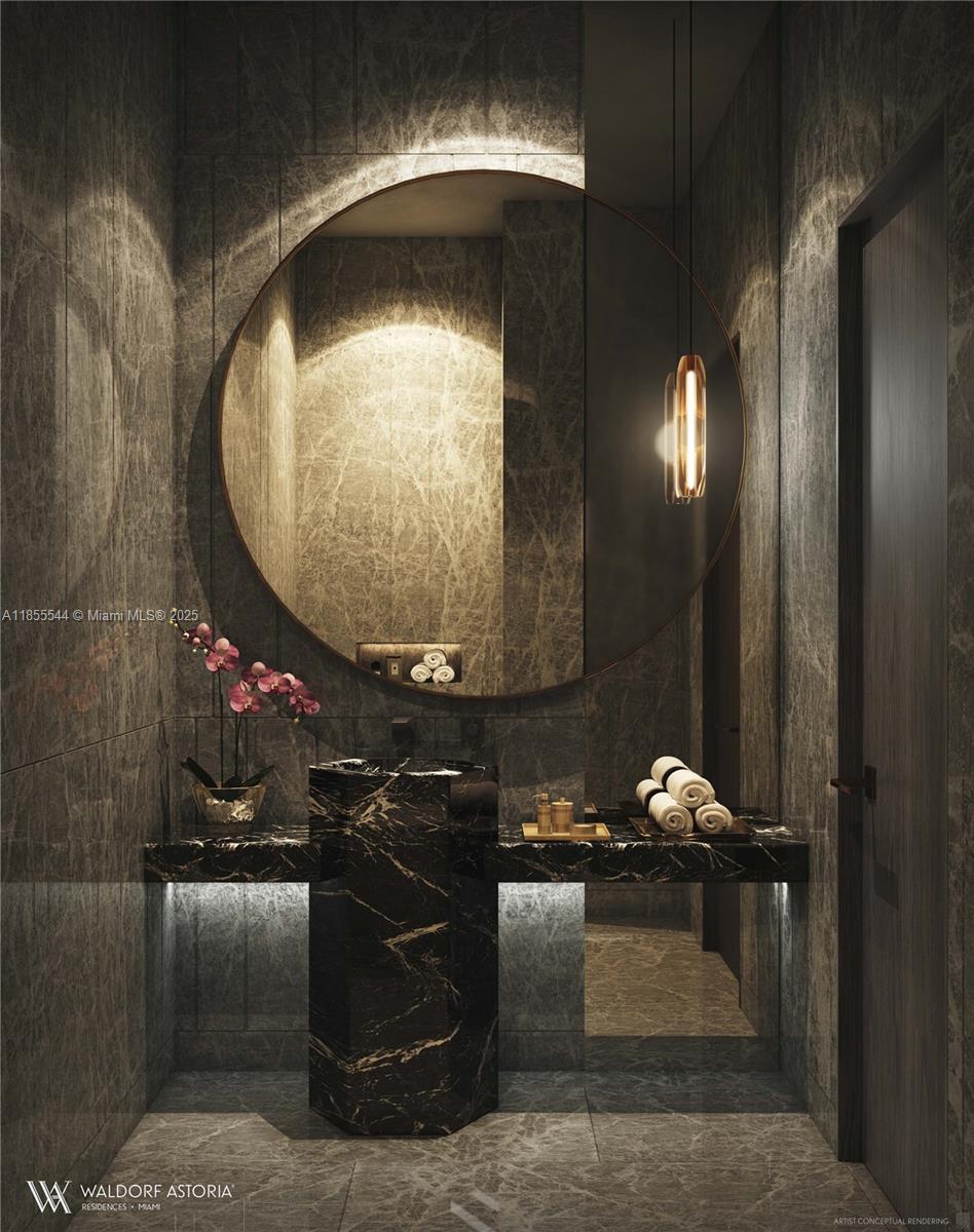 WALDORF ASTORIA RES MIAMI - Residential