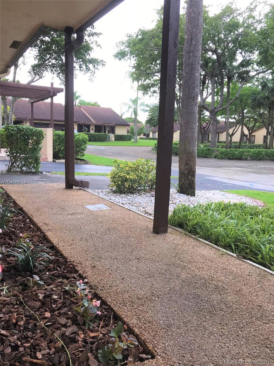BROOKWOOD GARDENS - Residential