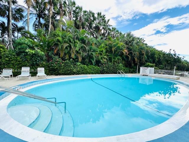 FAIRWAYS CO-OP - Residential Lease