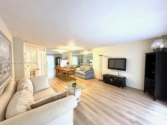 FAIRWAYS CO-OP - Residential Lease