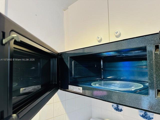 FAIRWAYS CO-OP - Residential Lease