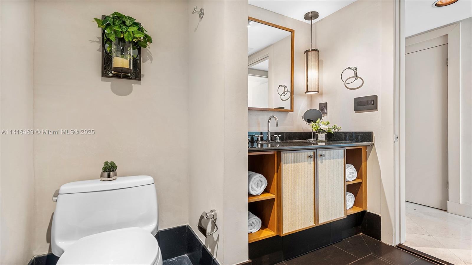 SETAI RESORT & RESIDENCES - Residential Lease