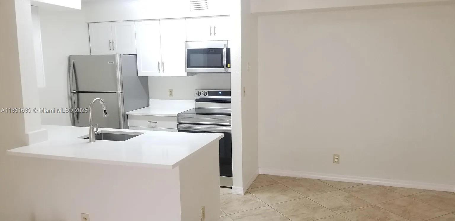 100% Application before tour.
Available: Sep 26th
Pet Allowed.
Welcome to this perfectly located and beautifully updated one-bedroom condo! Its prime spot is just a walk from Nova Southern University and offers easy access to I-595, shopping, and more. Completely renovated in 2021, it features sleek tile flooring, a modern kitchen with quartz countertops and stainless steel appliances, and the ultimate convenience of an in-unit washer and dryer. Enjoy resort-style living with access to the community pool and exercise room. Your rent includes water and sewer. This is a rare find for a student or commuter seeking a modern, low-maintenance lifestyle in a fantastic location
App Fee: $99
No Pet Fee.
No move-in Fee