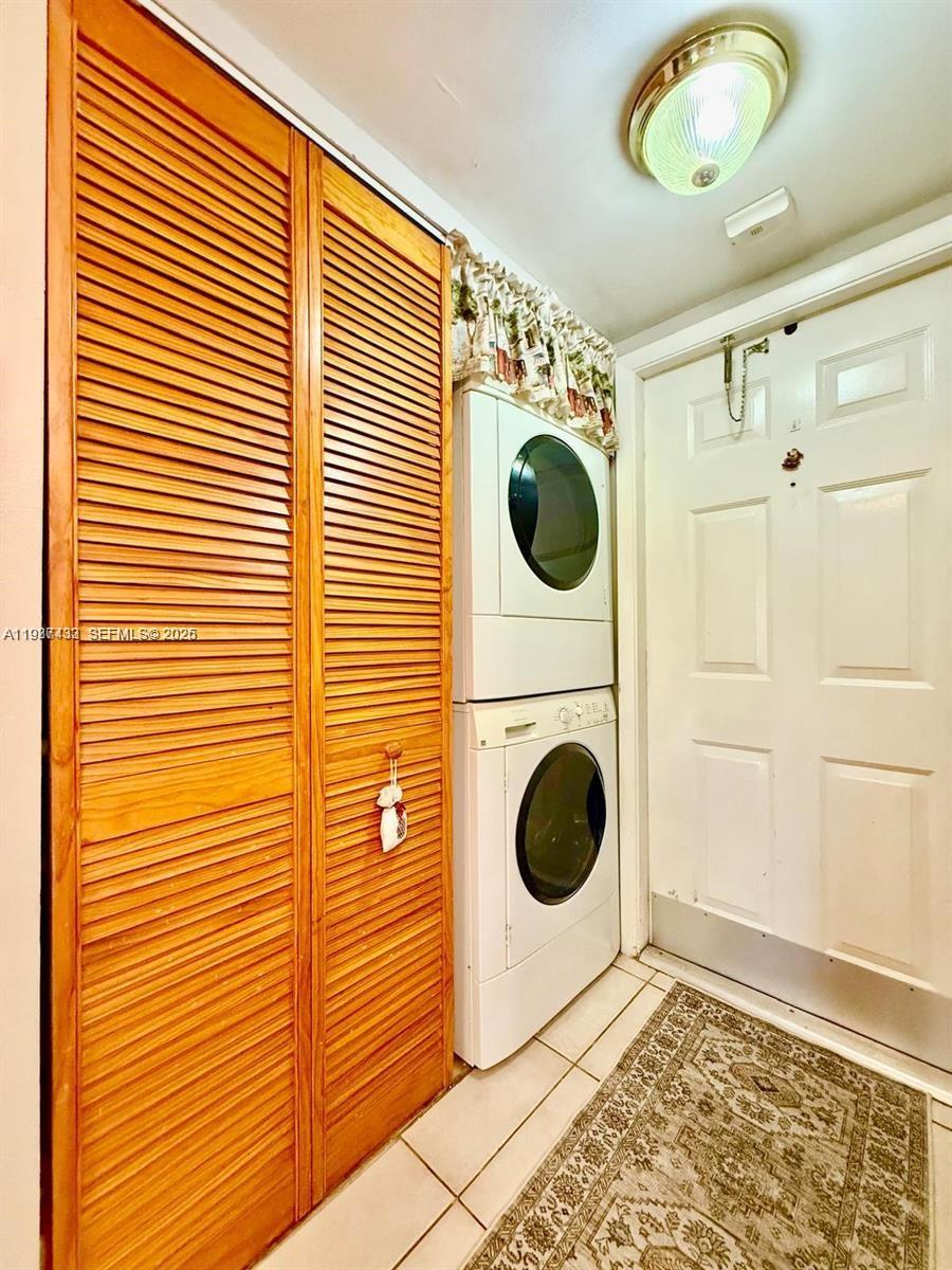 FAIRVIEW AT PEMBROKE POIN - Residential