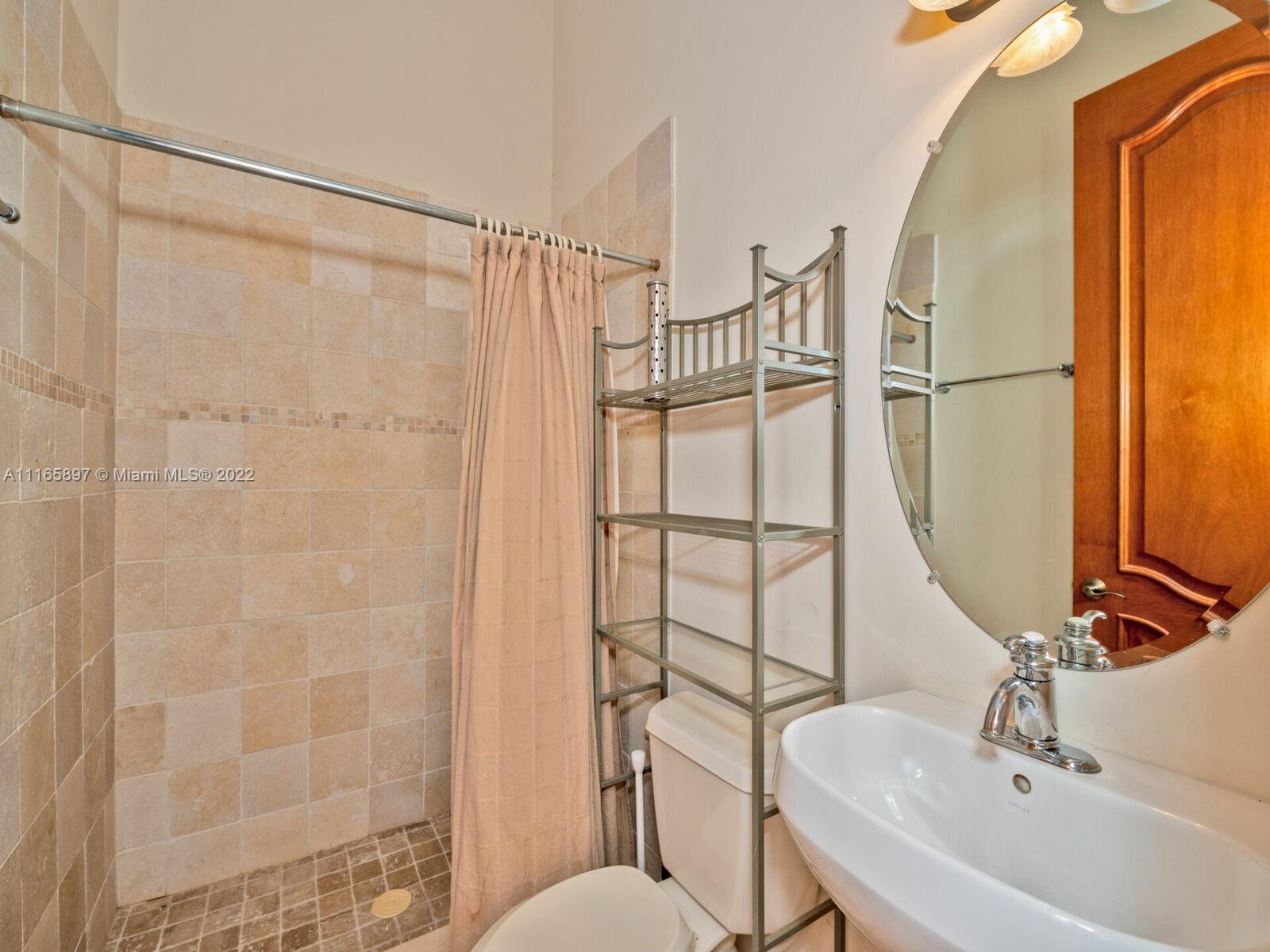 PINEWOOD HOMES - Residential