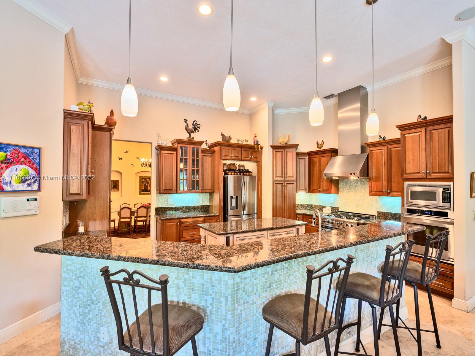 PINEWOOD HOMES - Residential