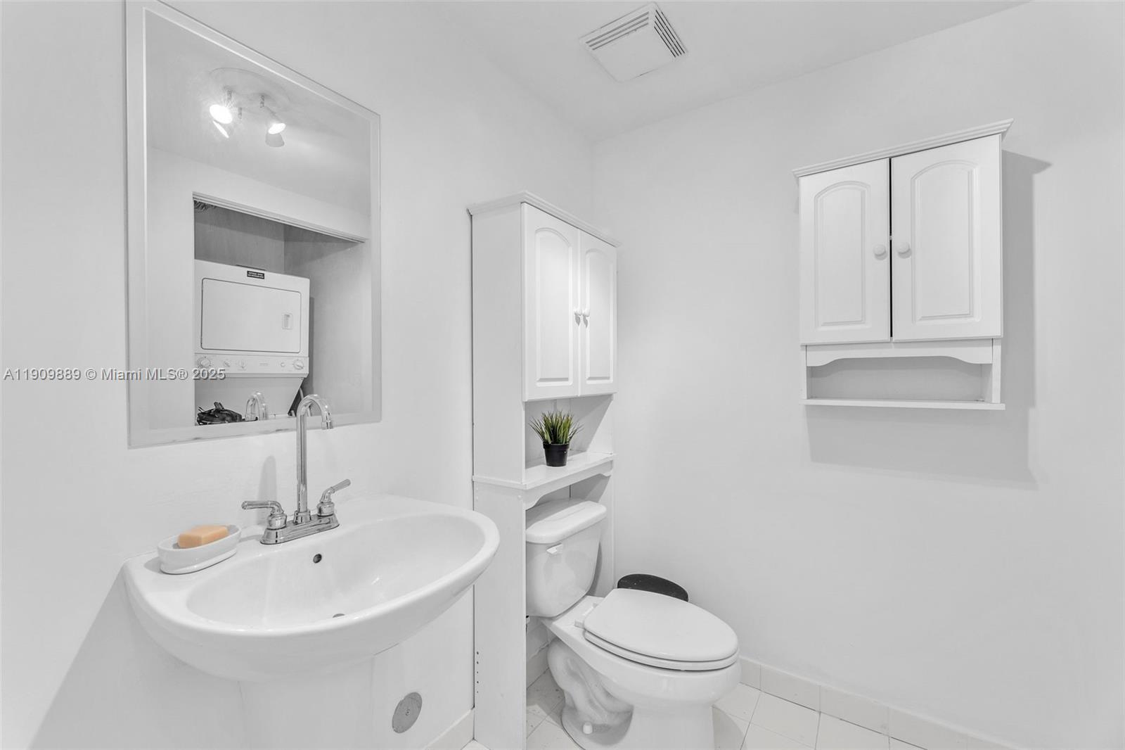 Neo Vertika - Residential Lease