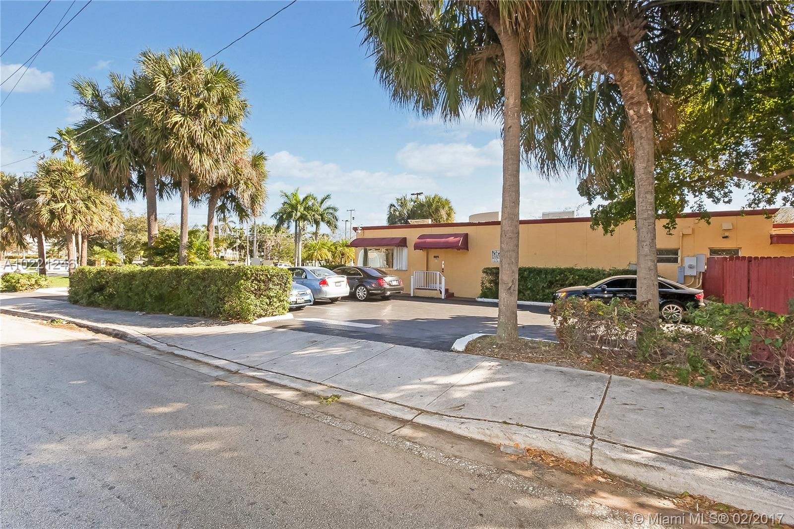 Sunny Isles Biscayne Blvd - Commercial Sale