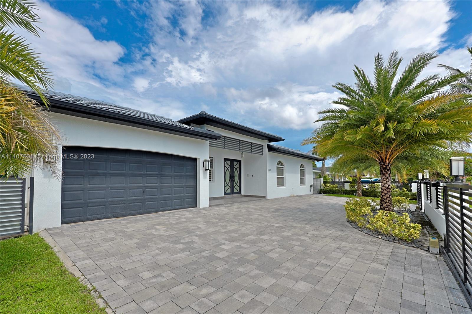 CORAL PARK ESTATES SEC 8 - Residential Lease