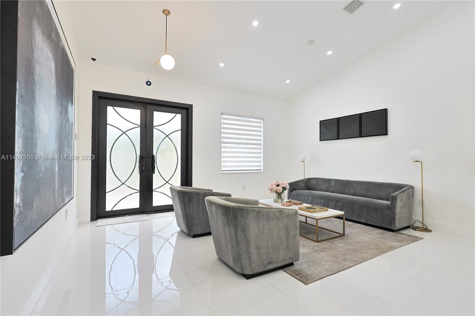 CORAL PARK ESTATES SEC 8 - Residential Lease