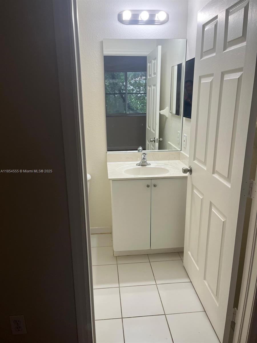 SOLABELLA CONDO - Residential