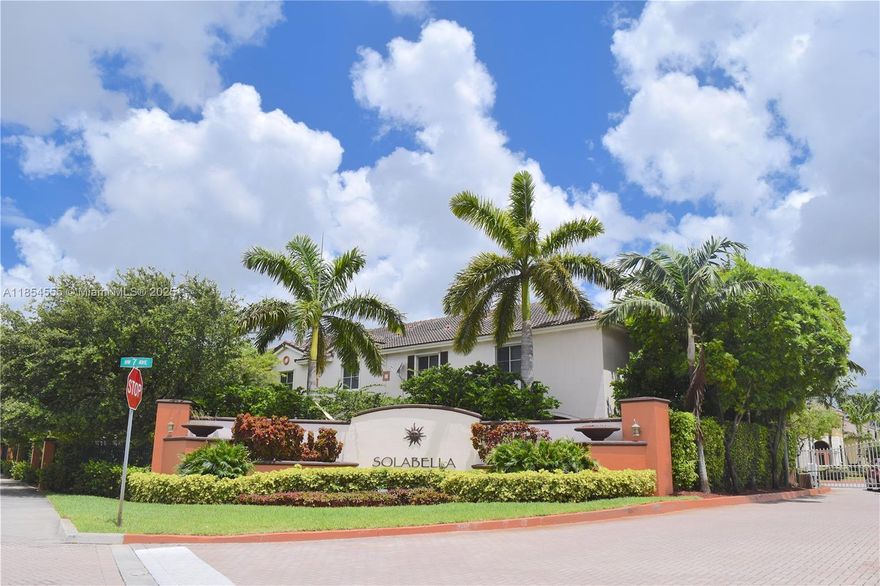 Beautifully clean 2 story townhouse condo 2 Bedrooms 2 1/2 bathrooms washer & dryer, laminate and tile floors.