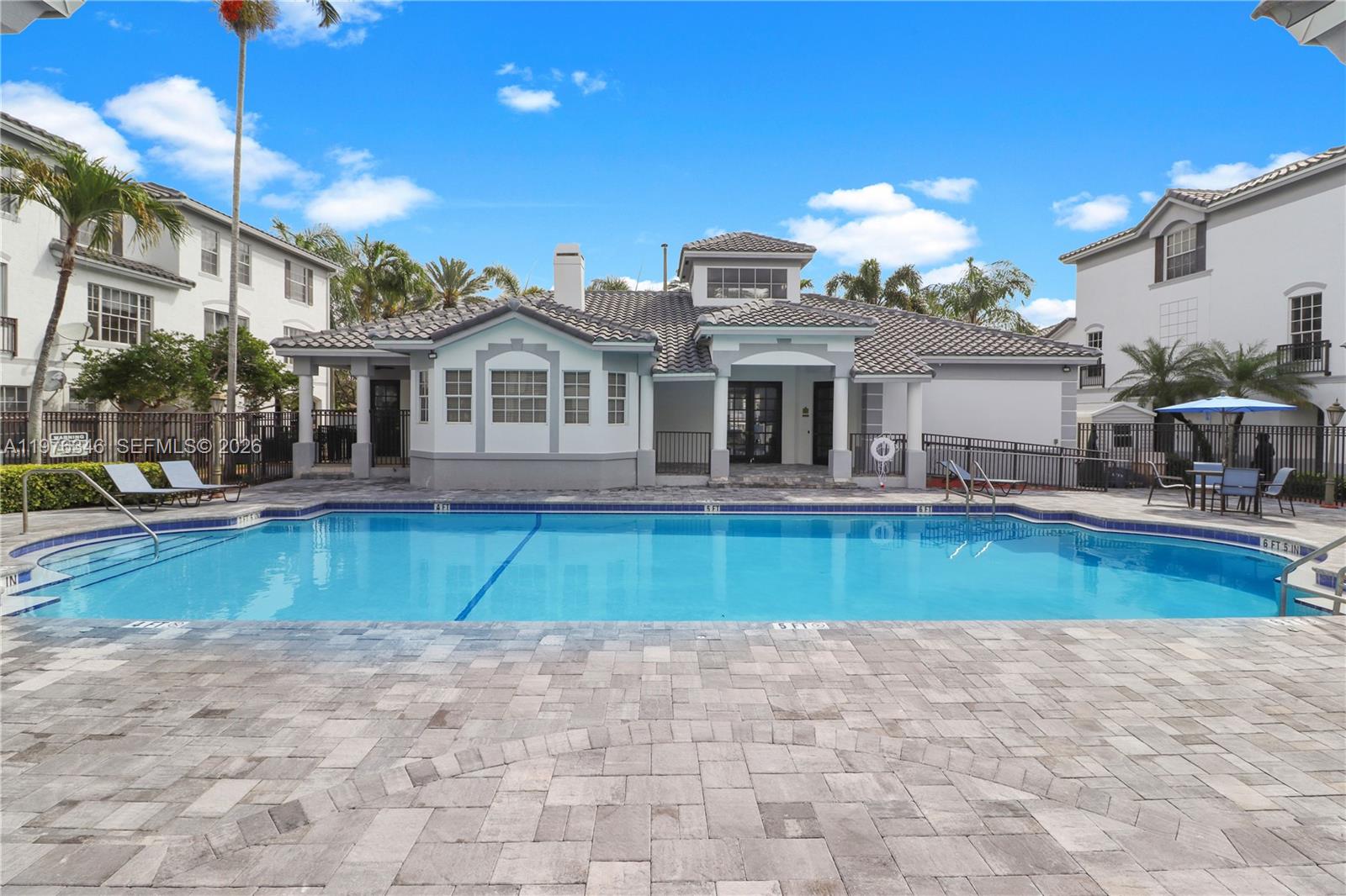 VILLAS DE TUSCANY CONDO - Residential Lease