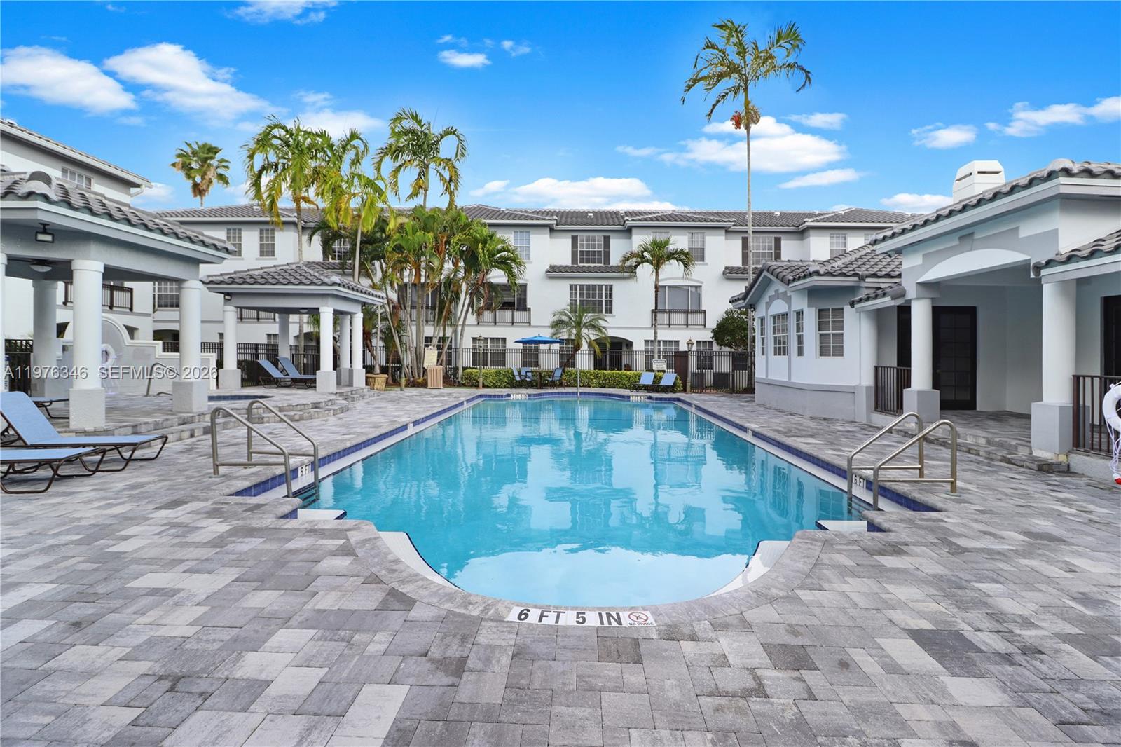 VILLAS DE TUSCANY CONDO - Residential Lease