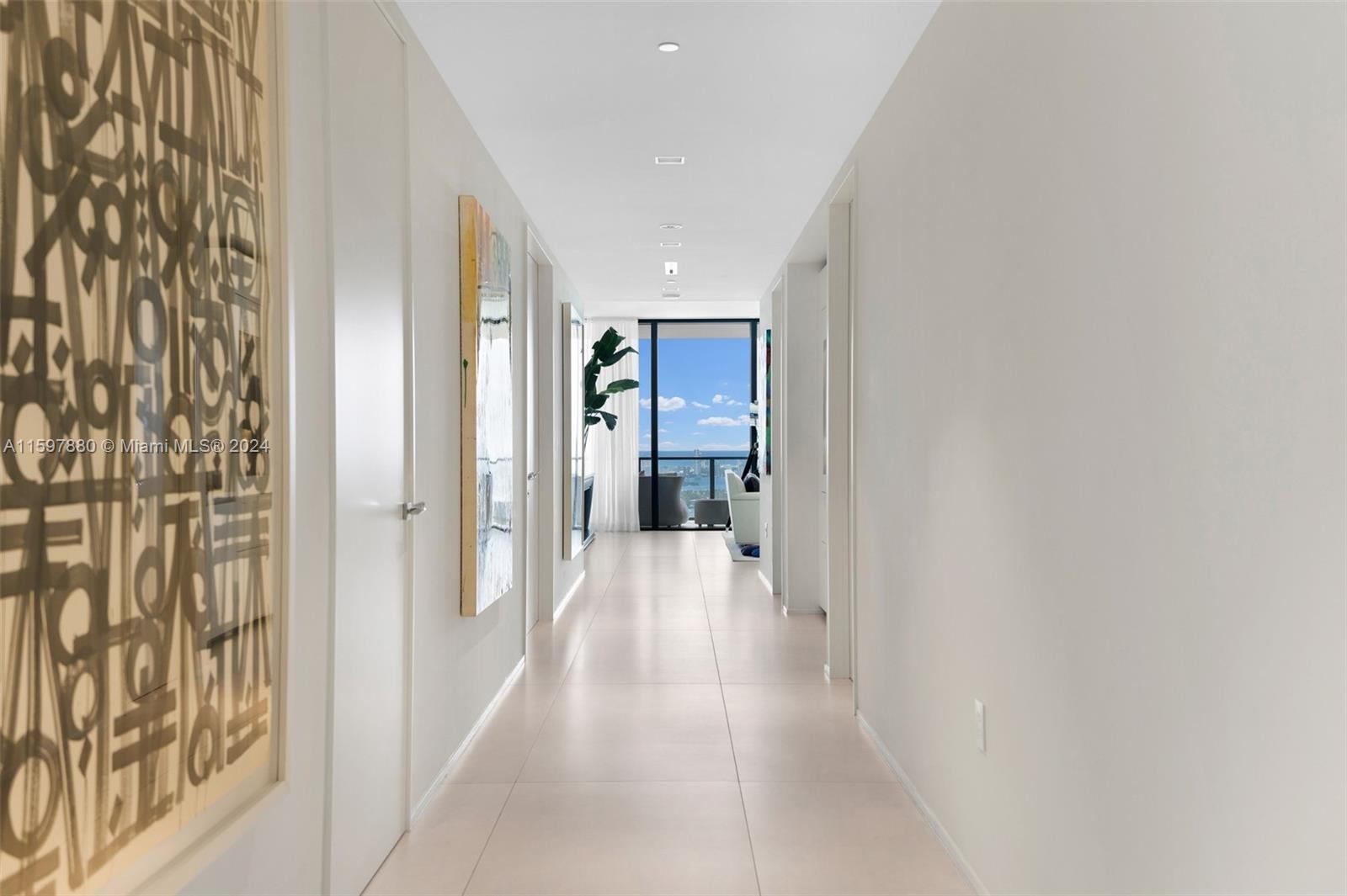 ONE THOUSAND MUSEUM CONDO - Residential