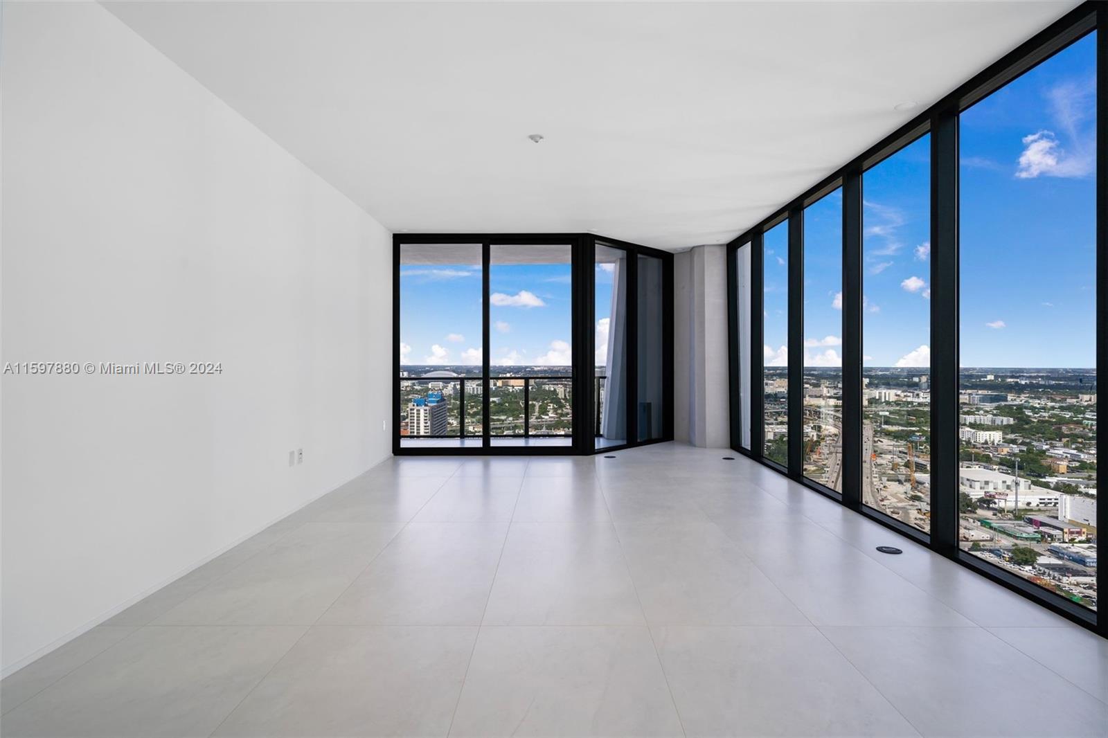 ONE THOUSAND MUSEUM CONDO - Residential