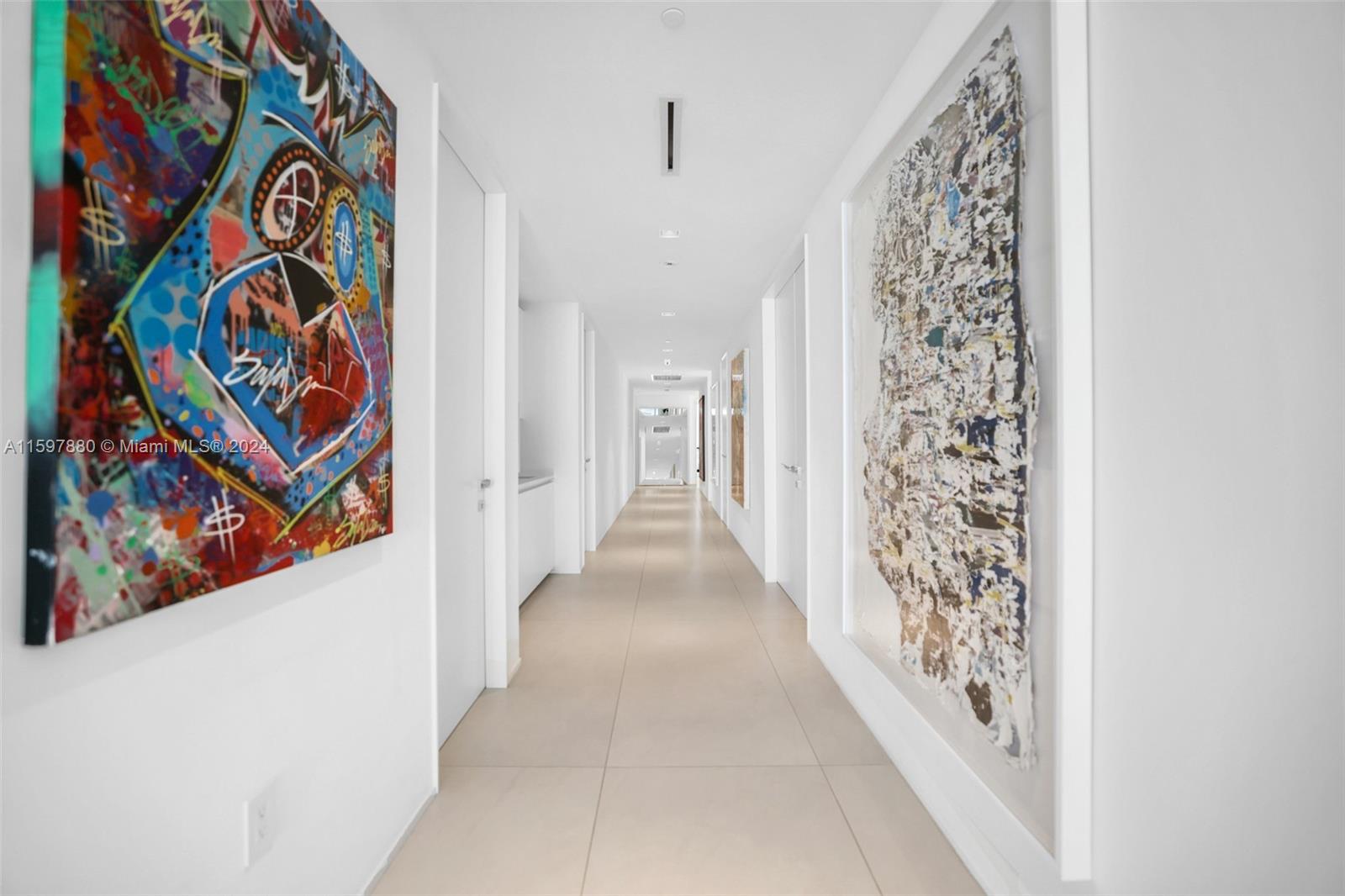 ONE THOUSAND MUSEUM CONDO - Residential