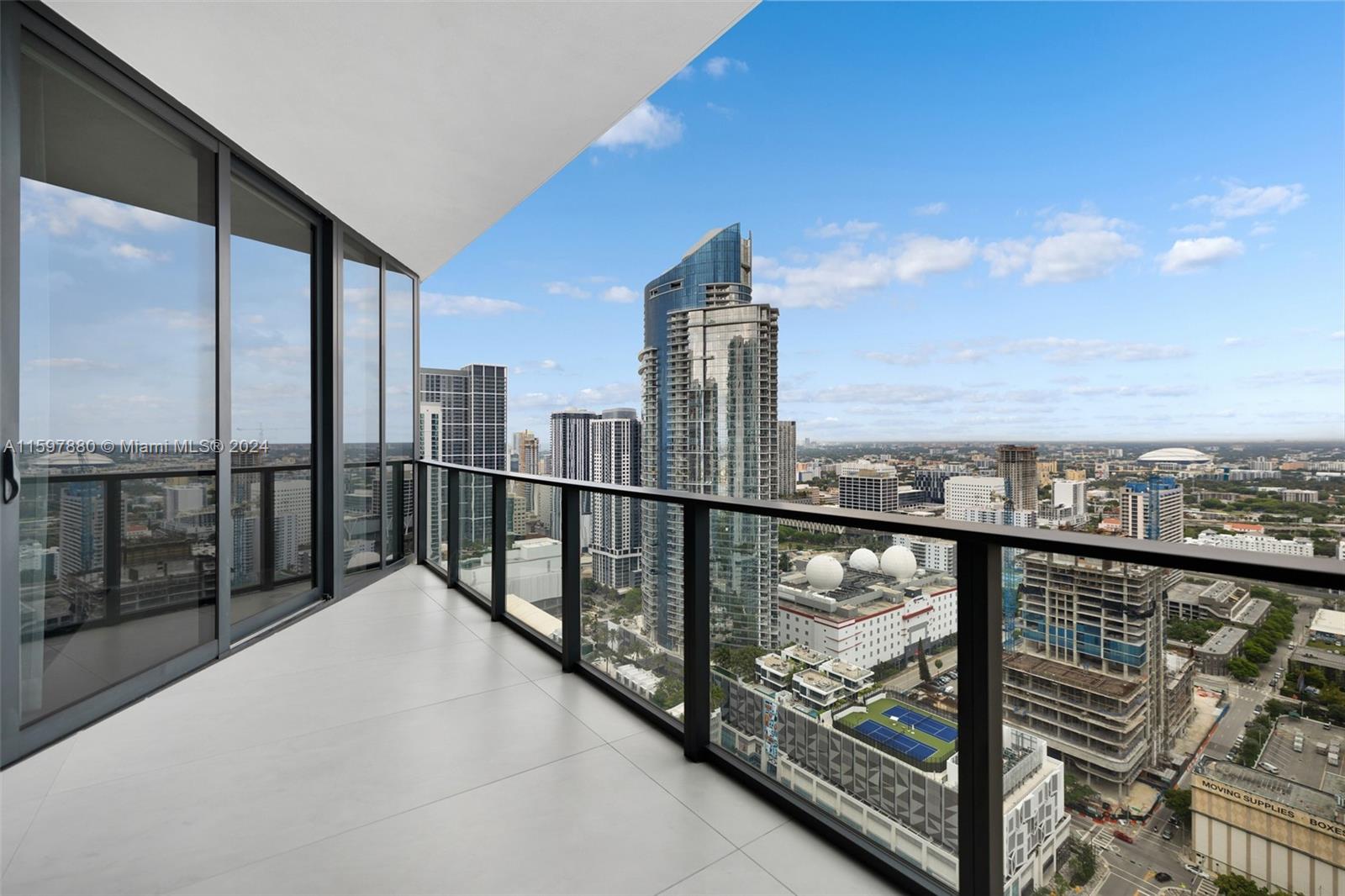 ONE THOUSAND MUSEUM CONDO - Residential