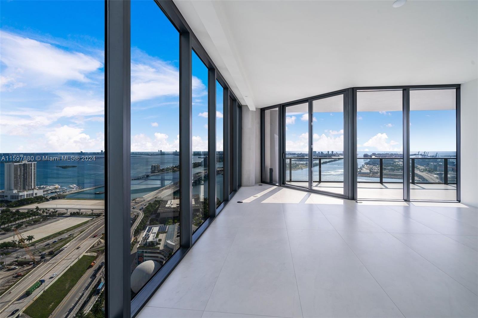 ONE THOUSAND MUSEUM CONDO - Residential