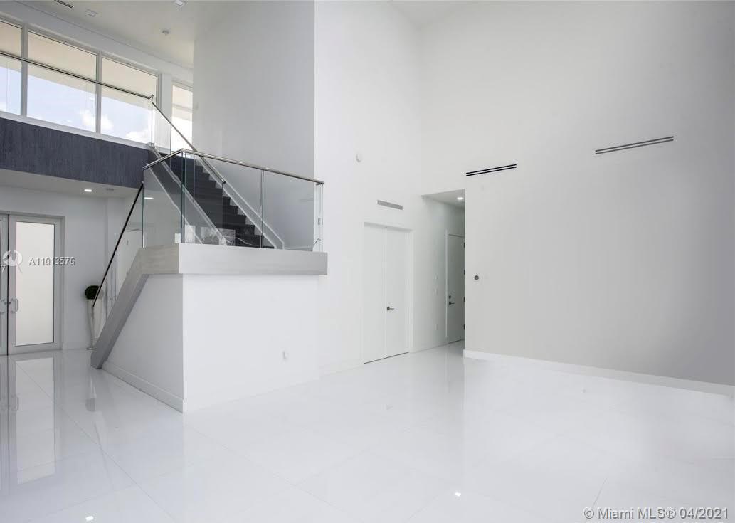 DORAL COMMONS RESIDENTIAL - Residential