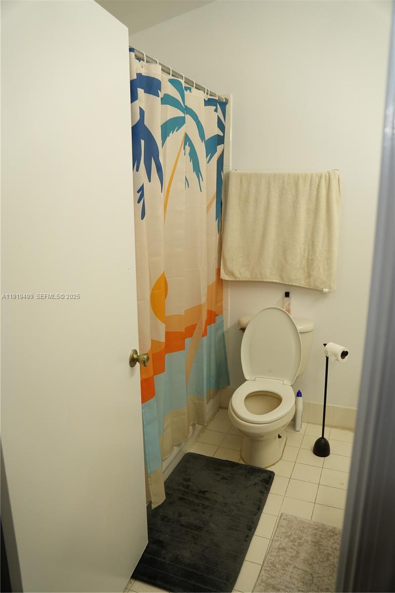 WASHINGTON COURT VILLAS - Residential